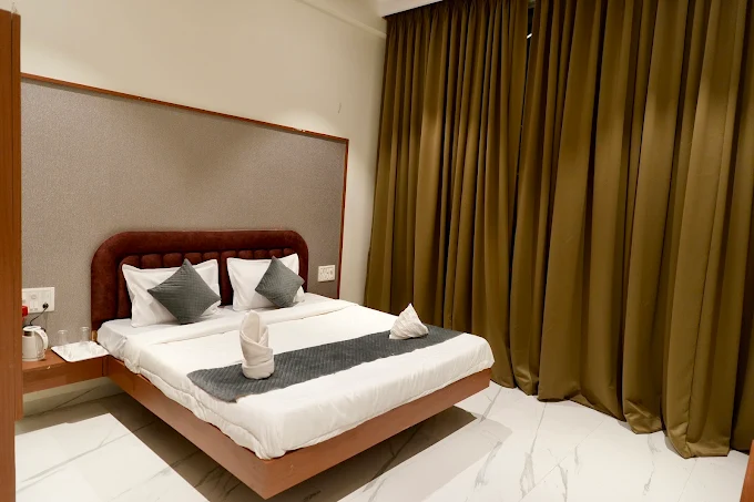 AC SUPER DELUX room at HOTEL AADARSH PALACE